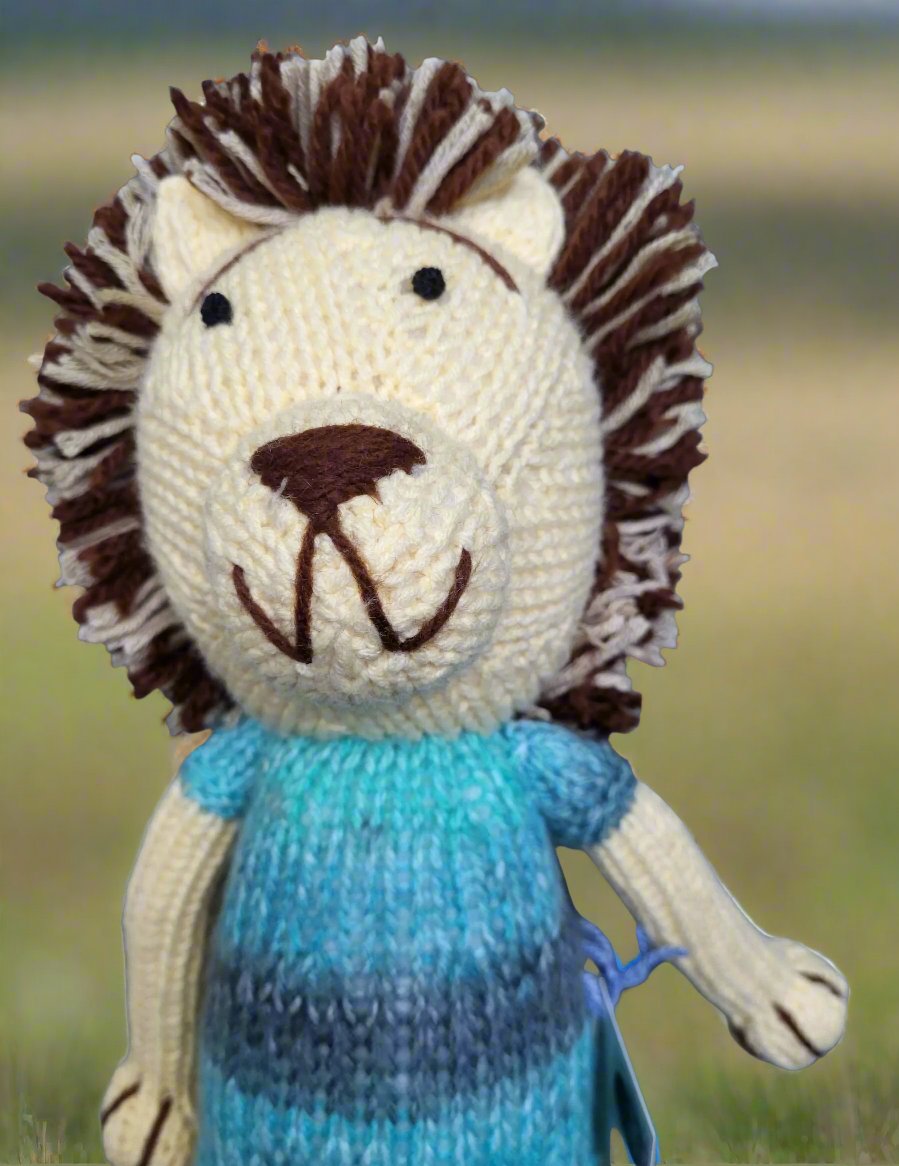 Soft Knitted Lion Toy Close Up V