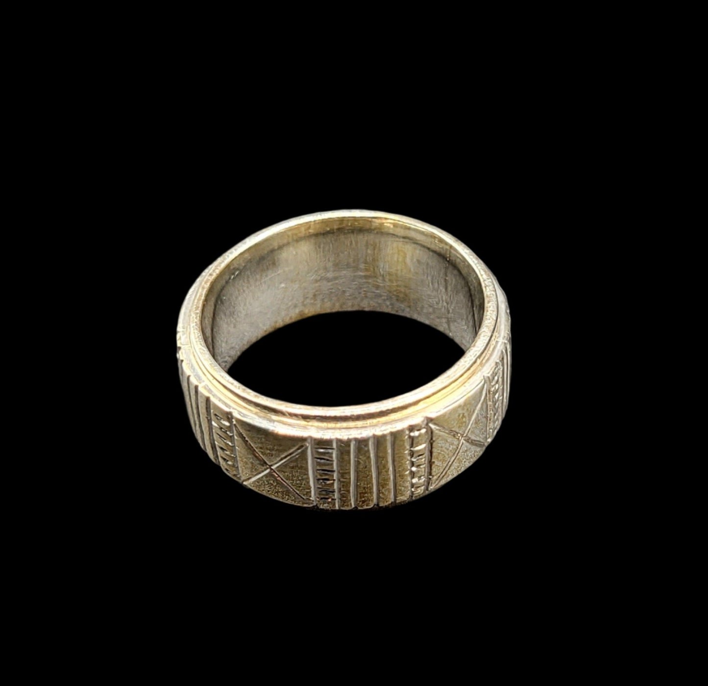 African Design Silver Spinner Ring