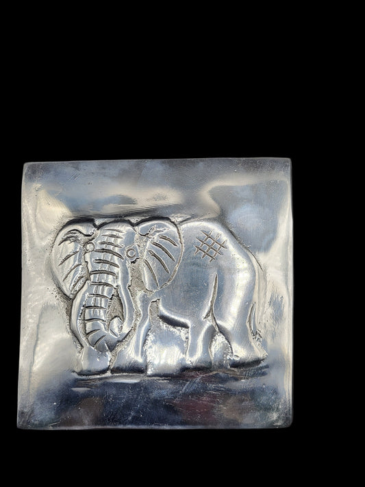 Aluminum Pot Stand Elephant