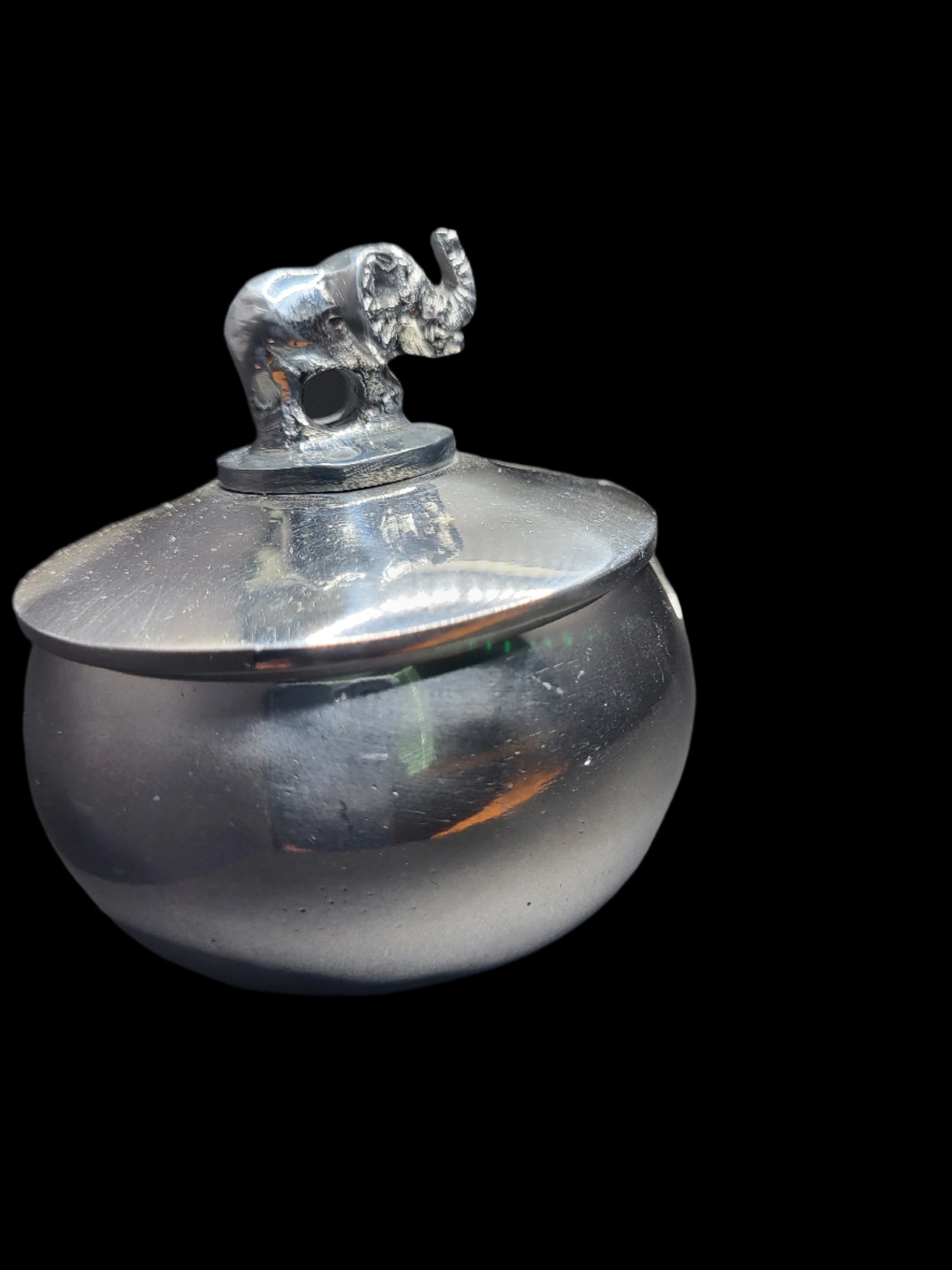 Sugar Bowl Ele with Lid Side View